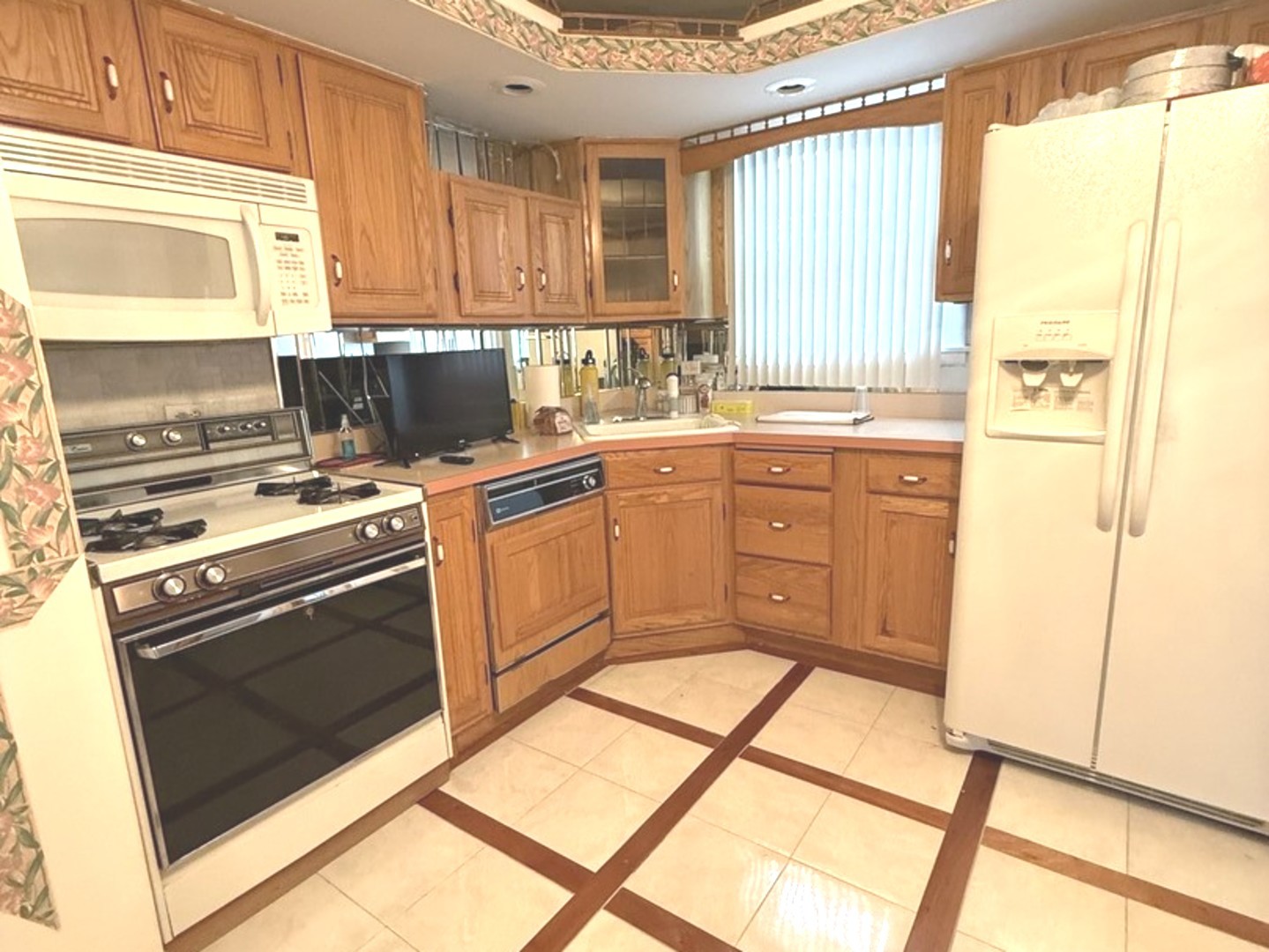 2553 West 82nd Place Chicago IL 60652