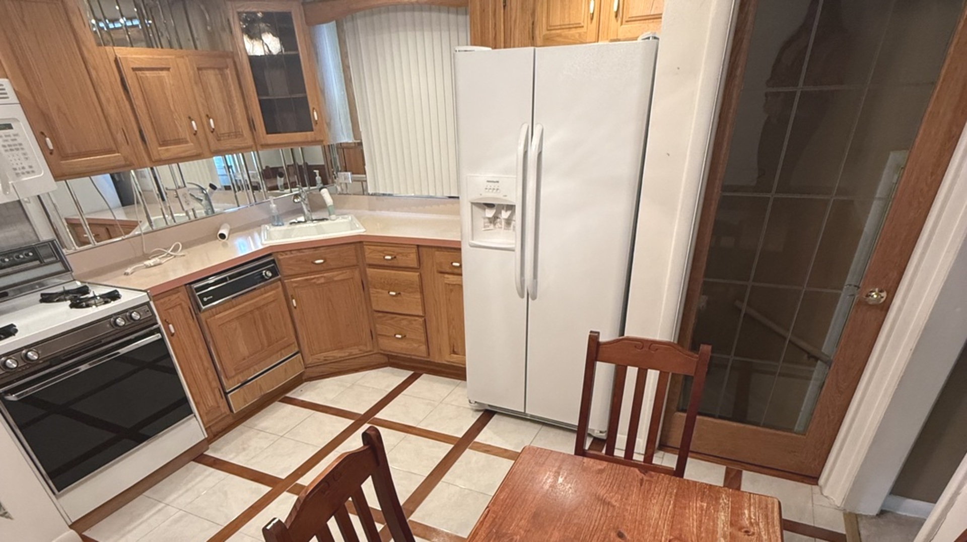 2553 West 82nd Place Chicago IL 60652