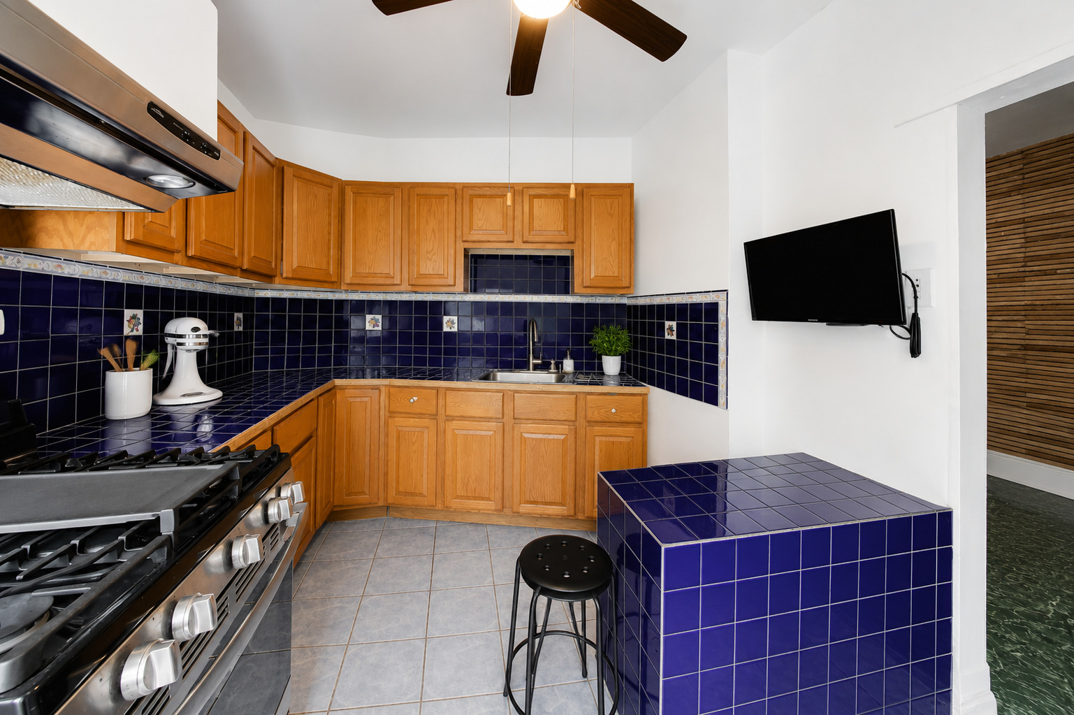 2835 South Millard Avenue Chicago IL 60623