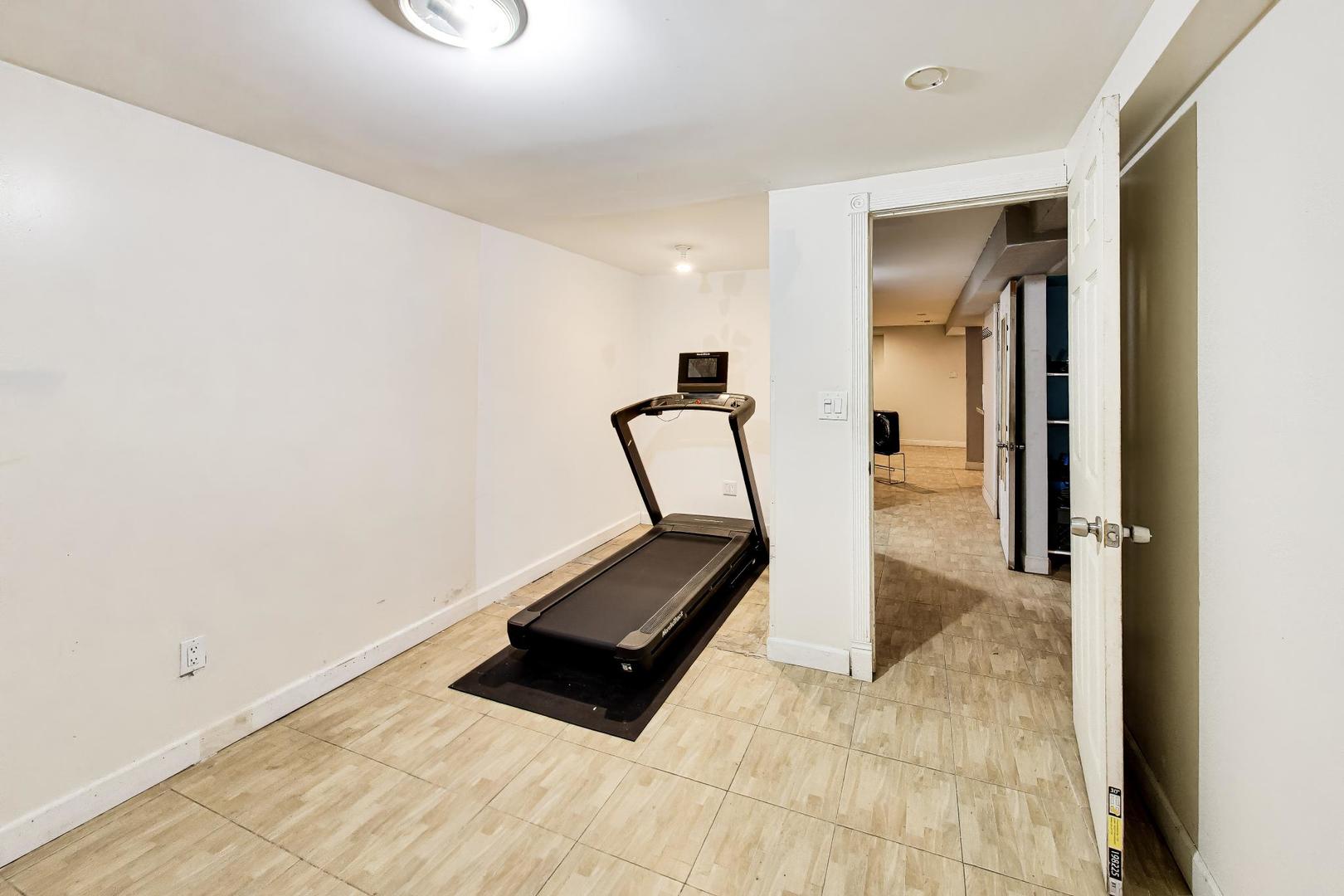 2835 South Millard Avenue Chicago IL 60623