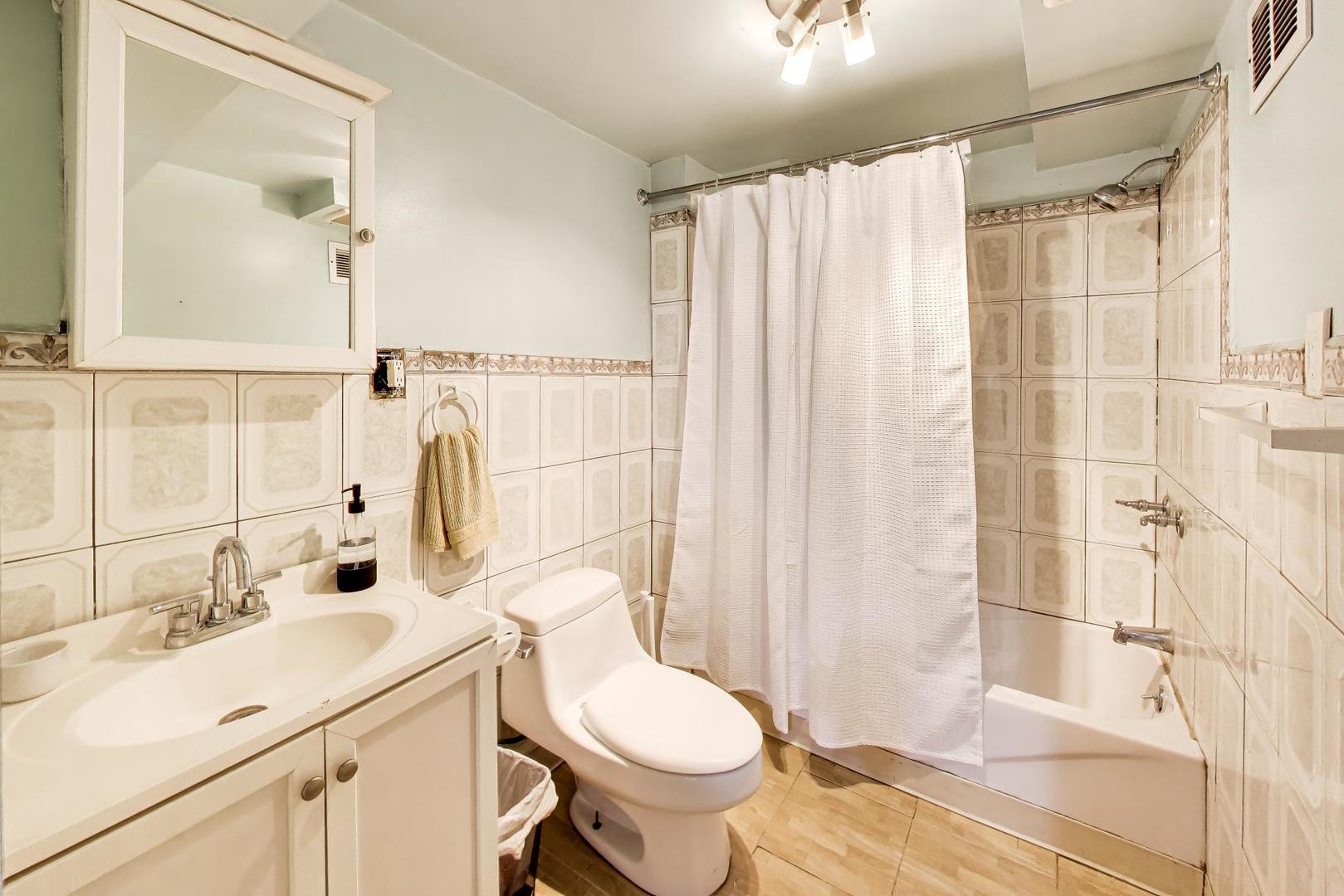2835 South Millard Avenue Chicago IL 60623