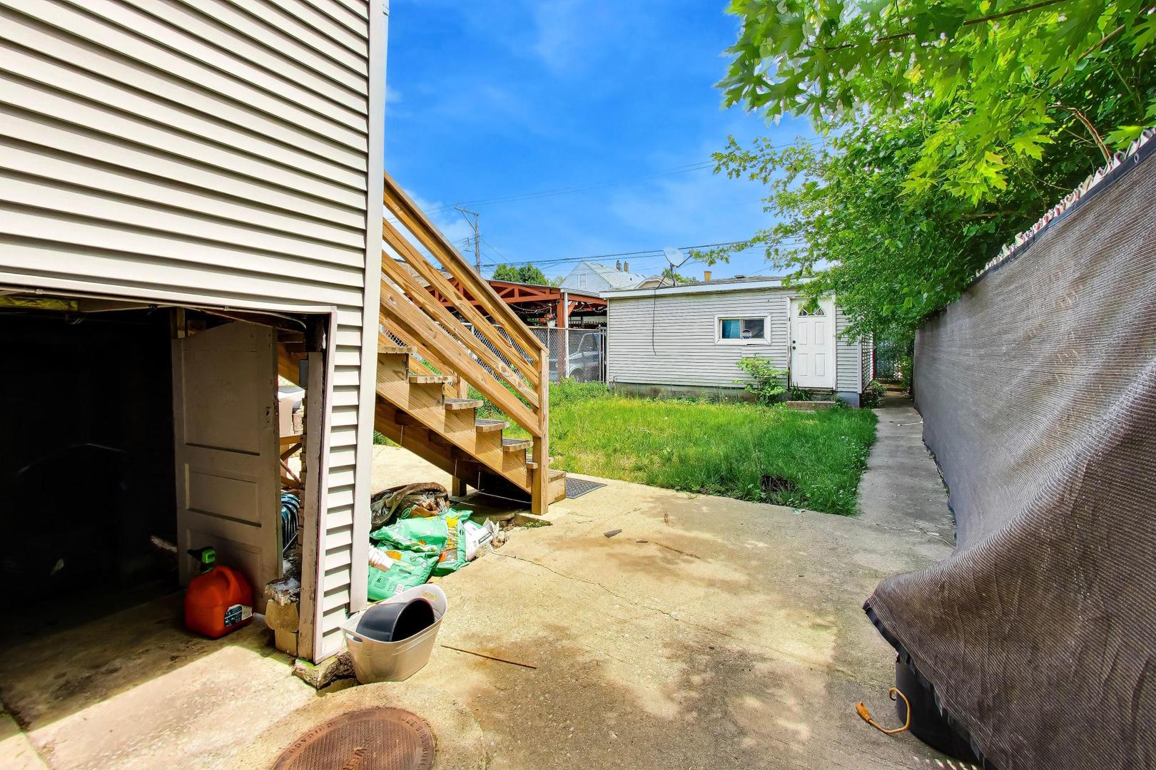2835 South Millard Avenue Chicago IL 60623