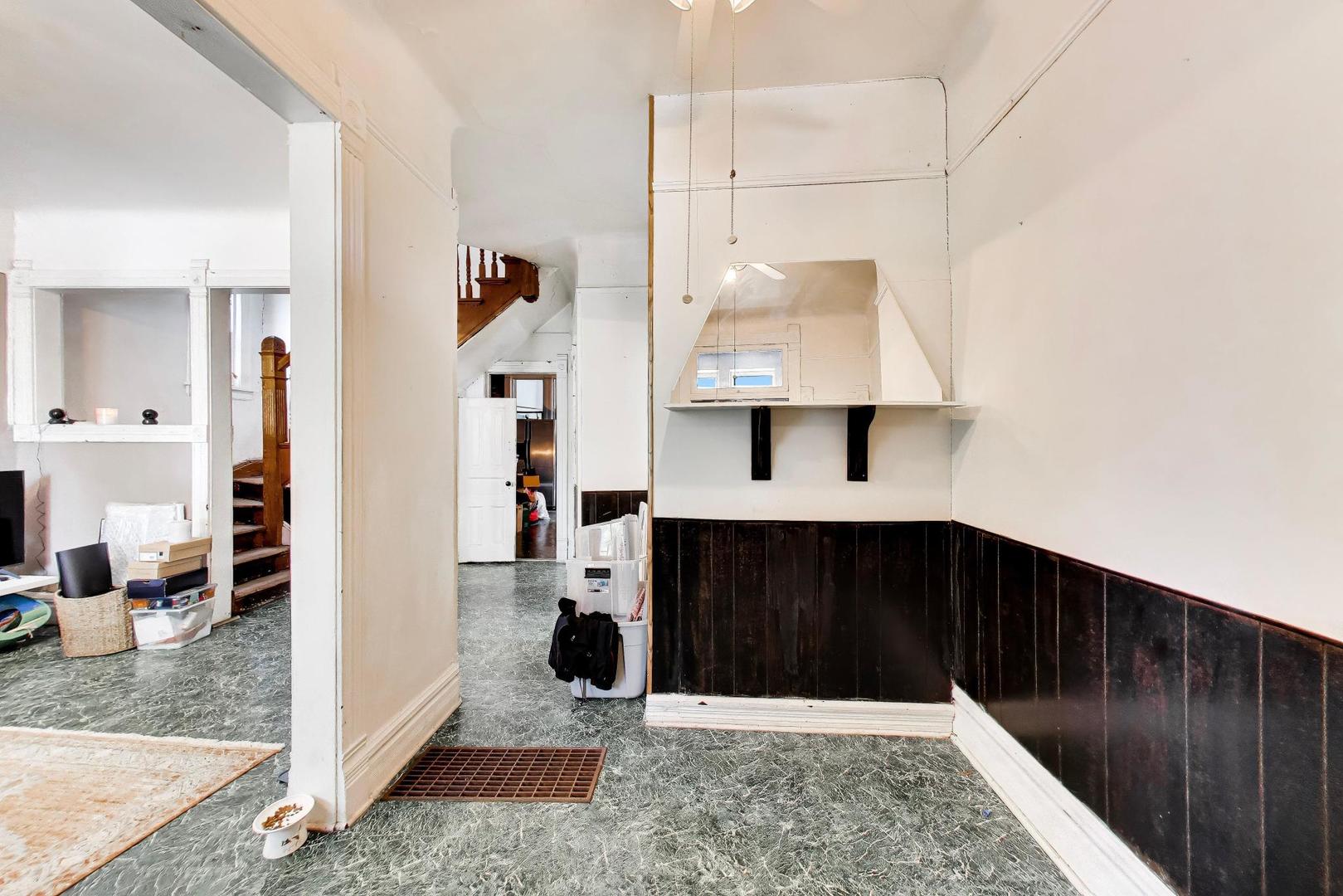 2835 South Millard Avenue Chicago IL 60623