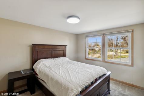 12 Cloverdale Court Buffalo Grove IL 60089