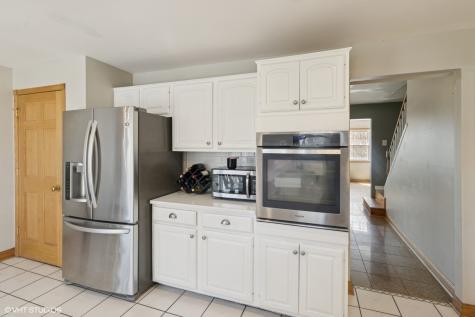12 Cloverdale Court Buffalo Grove IL 60089