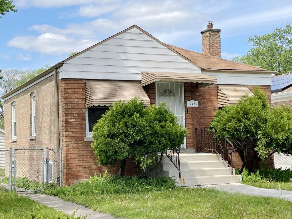 12226 South Elizabeth Street Chicago IL 60643