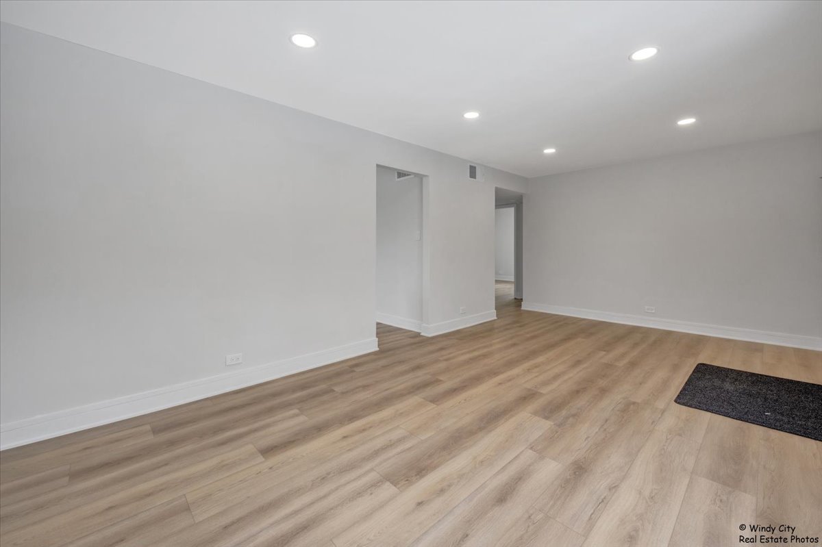 709 North Kramer Avenue Lombard IL 60148