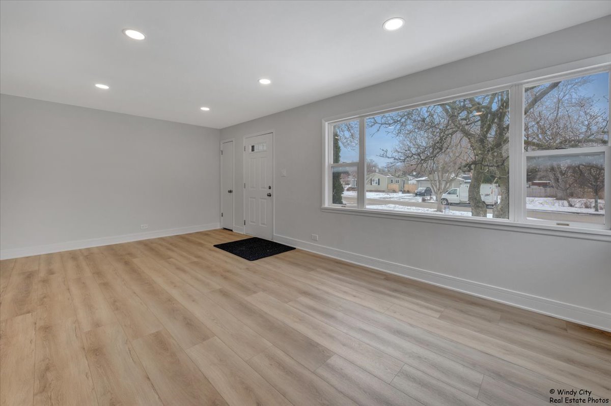 709 North Kramer Avenue Lombard IL 60148