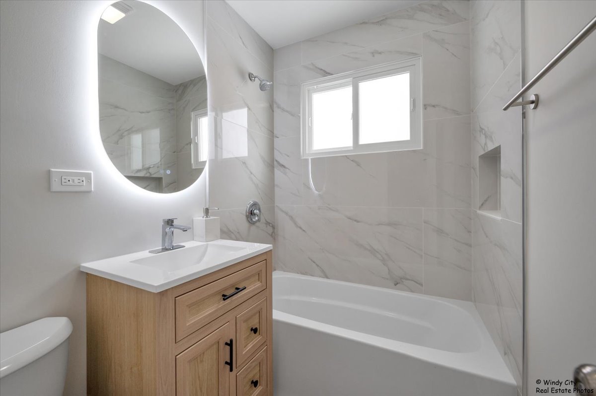 709 North Kramer Avenue Lombard IL 60148