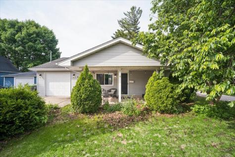 221 Clay Street Montgomery IL 60538