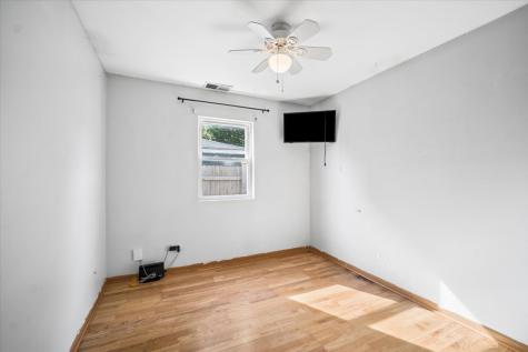 221 Clay Street Montgomery IL 60538