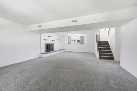 404 Milford Court Schaumburg IL 60193
