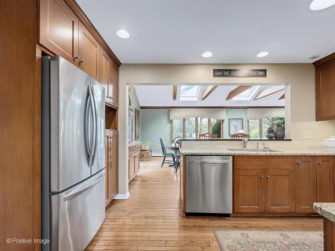 1738 60TH Street La Grange Highlands IL 60525