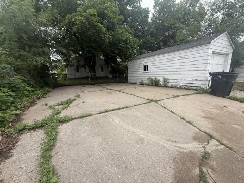 3105 9 1/2 Street Rock Island IL 61201