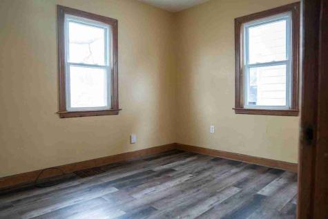 3105 9 1/2 Street Rock Island IL 61201