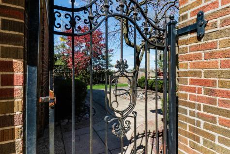 1202 Elmwood Road Bloomington IL 61701