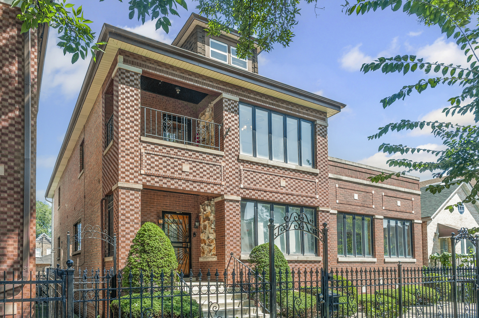 3011 South Emerald Avenue Chicago IL 60616