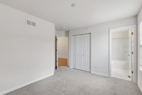 2967 Madison Drive Naperville IL 60564