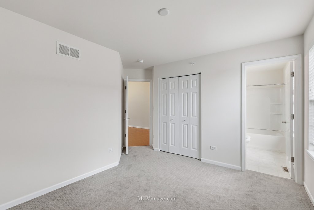 2967 Madison Drive Naperville IL 60564