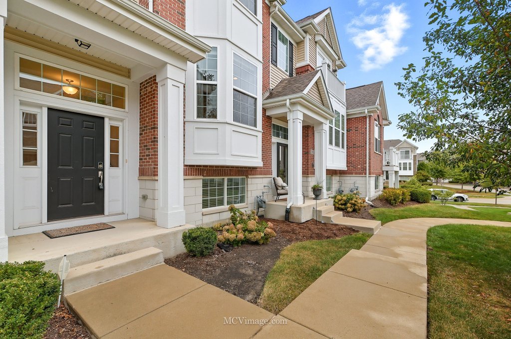 2967 Madison Drive Naperville IL 60564