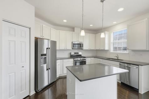 2967 Madison Drive Naperville IL 60564