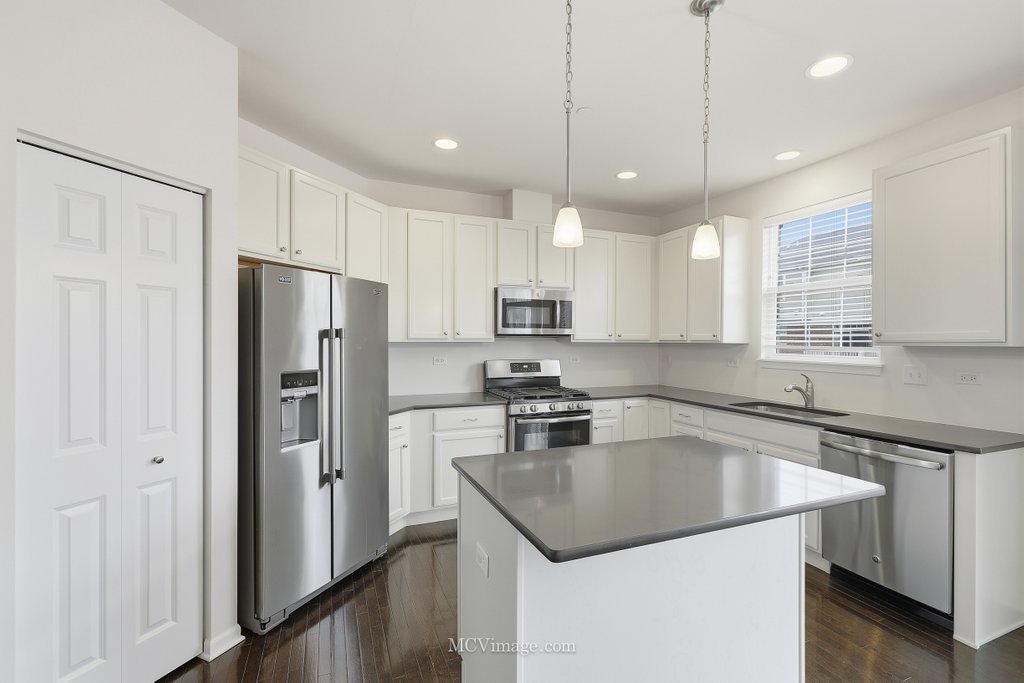 2967 Madison Drive Naperville IL 60564