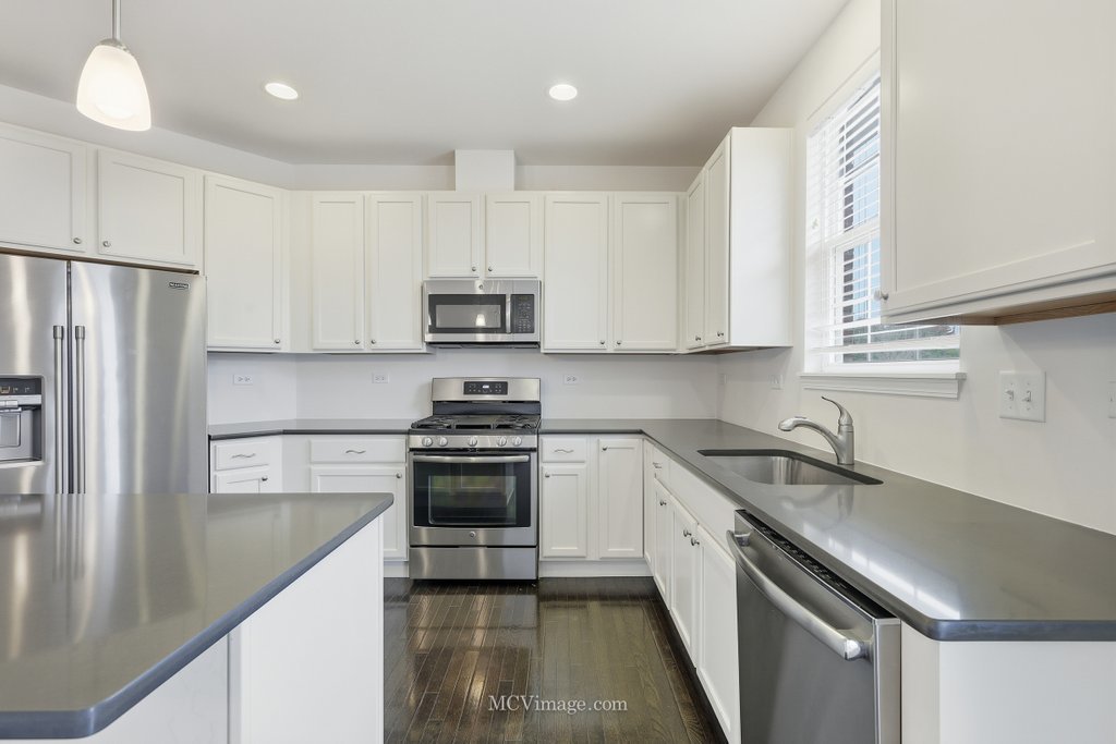 2967 Madison Drive Naperville IL 60564