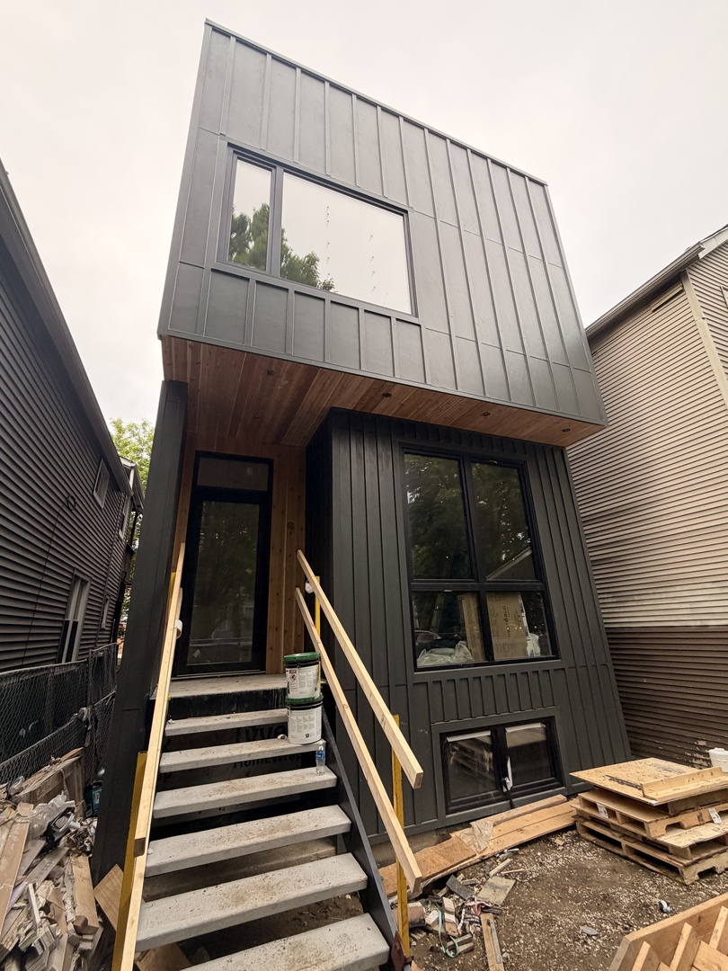2117 North Bingham Street Chicago IL 60647