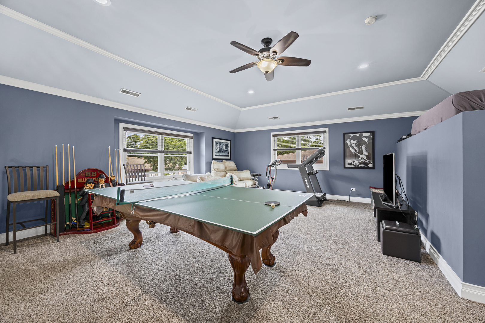 130 South Elm Tree Lane Elmhurst IL 60126