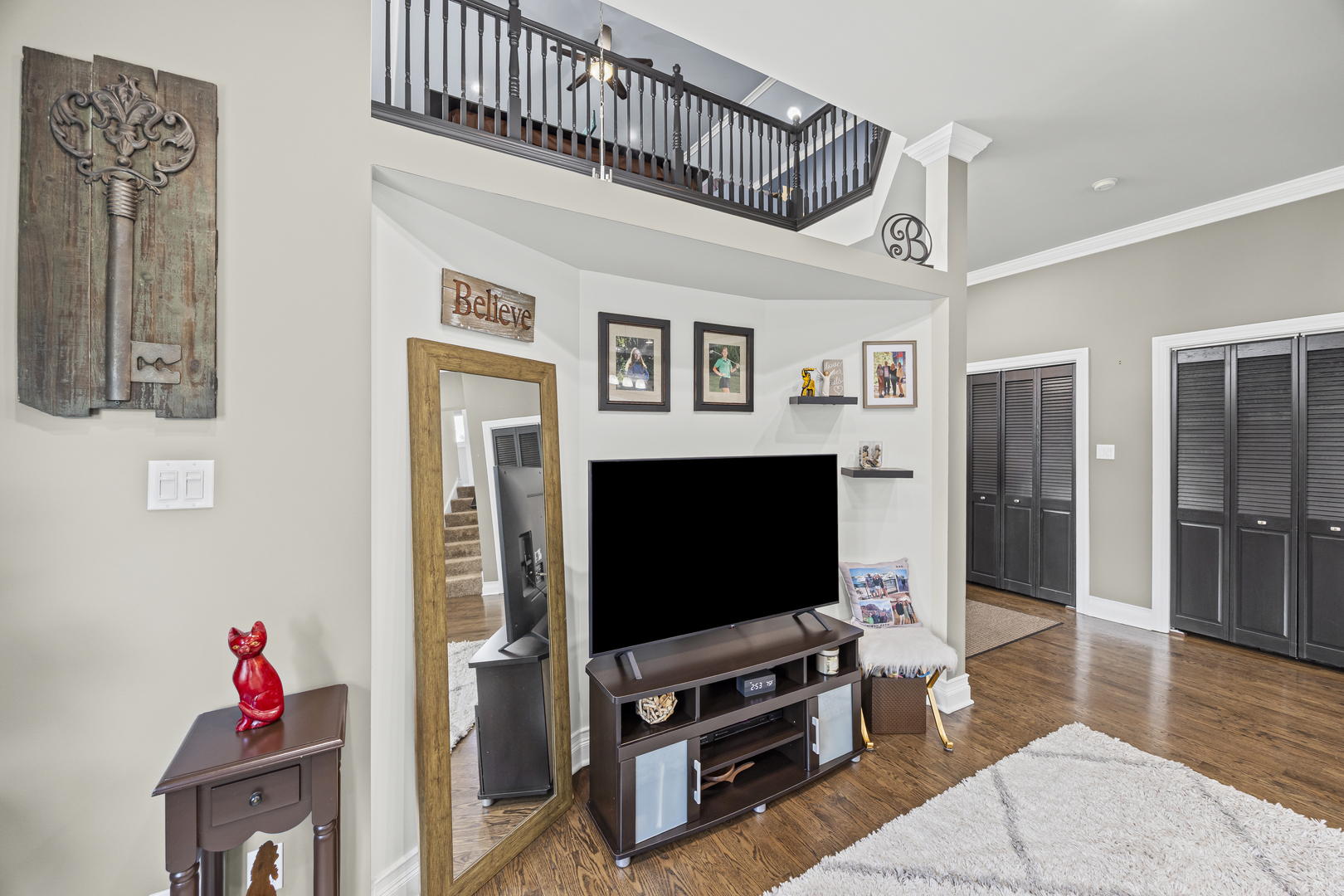 130 South Elm Tree Lane Elmhurst IL 60126