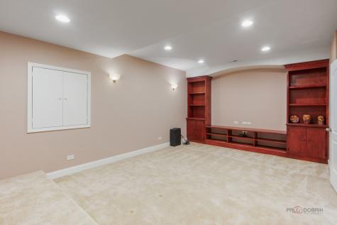26 East Peter Lane Hawthorn Woods IL 60047