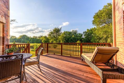 26 East Peter Lane Hawthorn Woods IL 60047