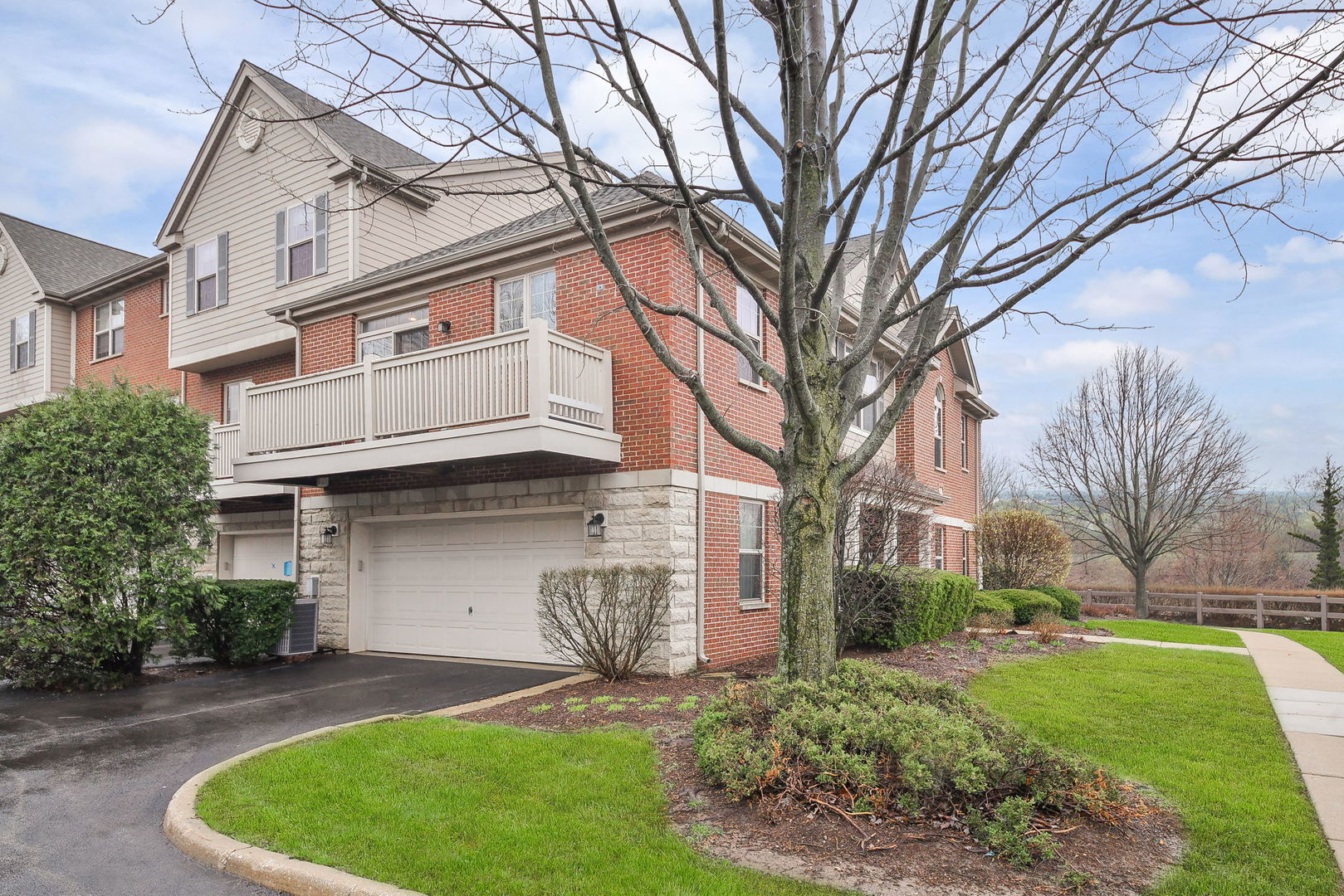 27W753 South Meadowview Drive Winfield IL 60190