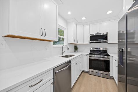 6214 Pershing Avenue Downers Grove IL 60516
