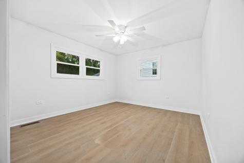 6214 Pershing Avenue Downers Grove IL 60516