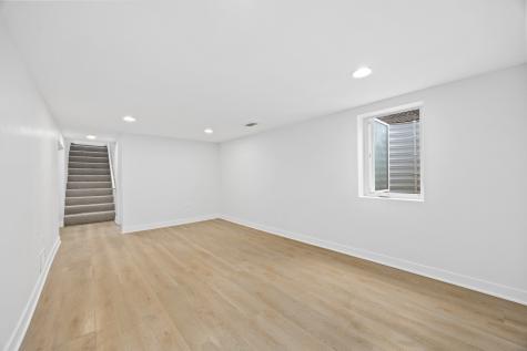 6214 Pershing Avenue Downers Grove IL 60516