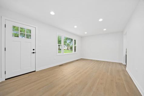 6214 Pershing Avenue Downers Grove IL 60516