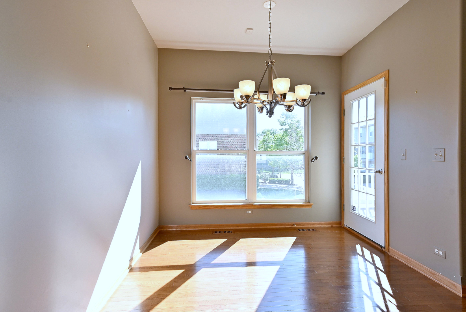 6069 River Bend Drive Lisle IL 60532
