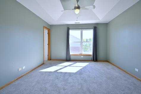 6069 River Bend Drive Lisle IL 60532