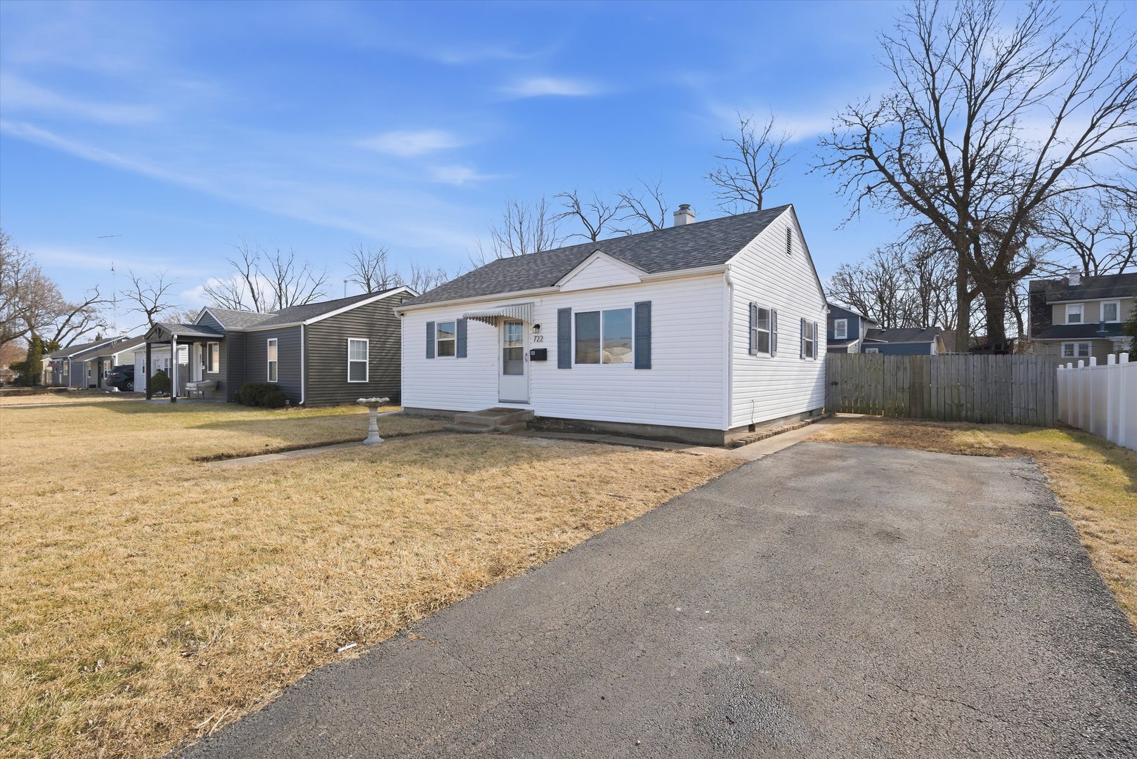 722 West Park Avenue Aurora IL 60506