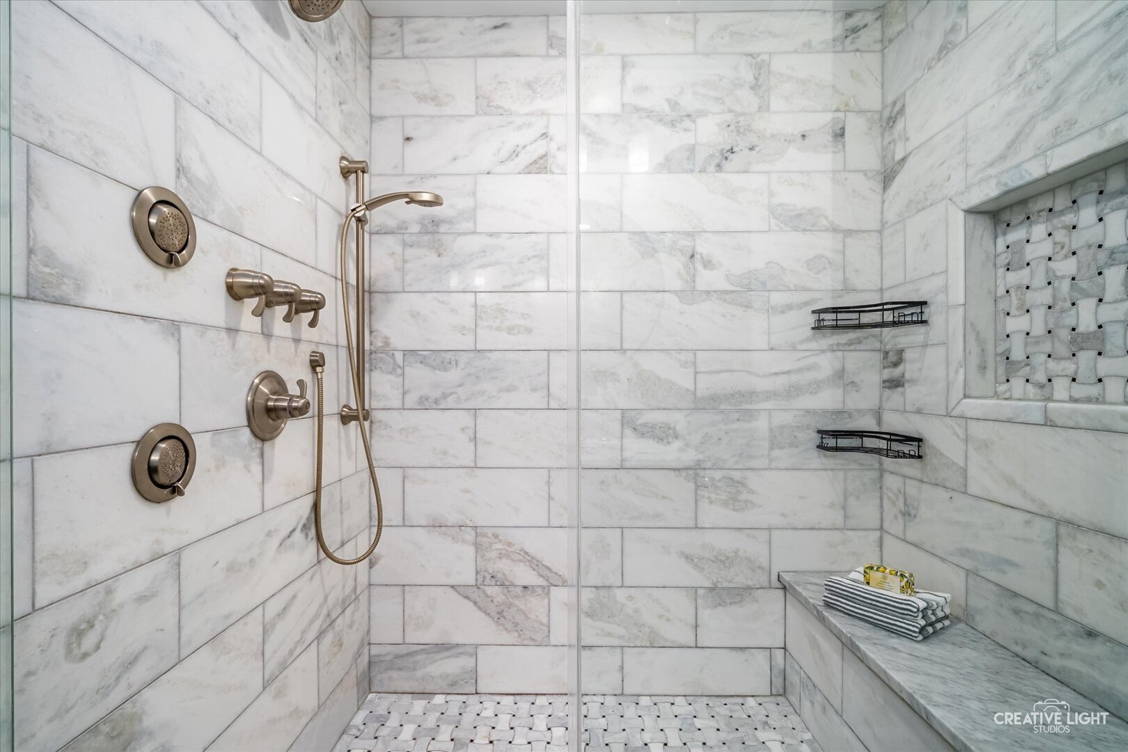 2576 Leach Drive Naperville IL 60564