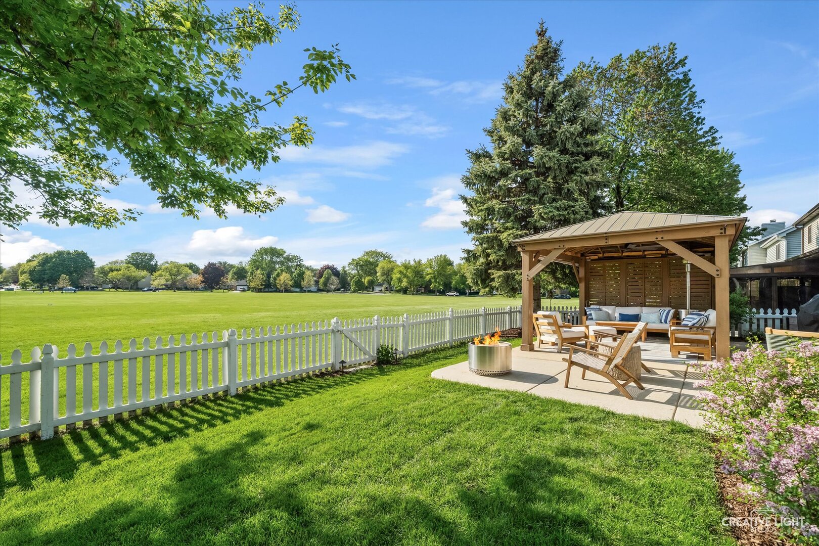 2576 Leach Drive Naperville IL 60564
