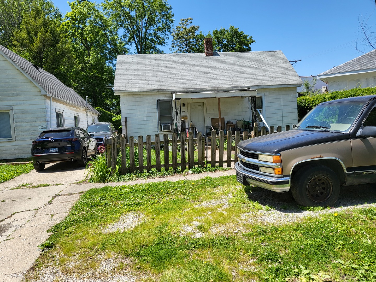 2105 South 15th Street Springfield IL 62703