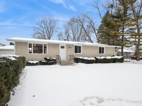 38840 North Park Avenue Beach Park IL 60099