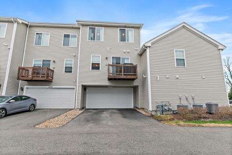 2563 Bella Drive Pingree Grove IL 60140