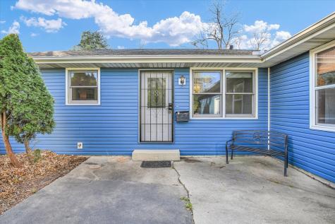 849 North Piatt Street Bement IL 61813