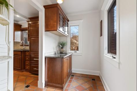 9435 Central Park Avenue Evanston IL 60203