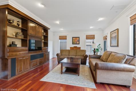 9435 Central Park Avenue Evanston IL 60203