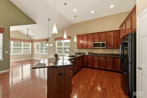 700 Cheshire Court Oswego IL 60543
