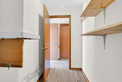 18354 De Jong Lane Lansing IL 60438
